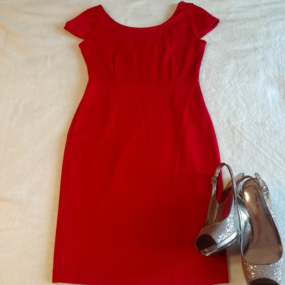 Forever 21 red cap sleeve dress - size small